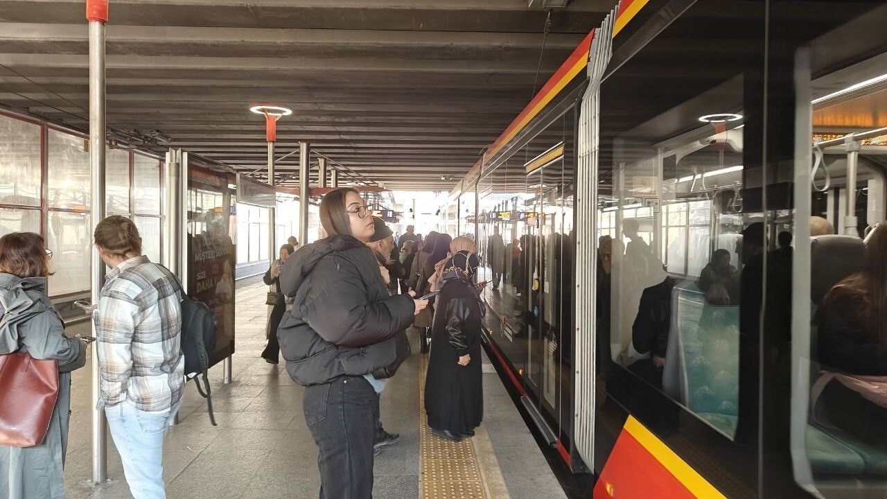 Kayserililere Ekonomik Ulaşım: Abonman Kart Uygulaması