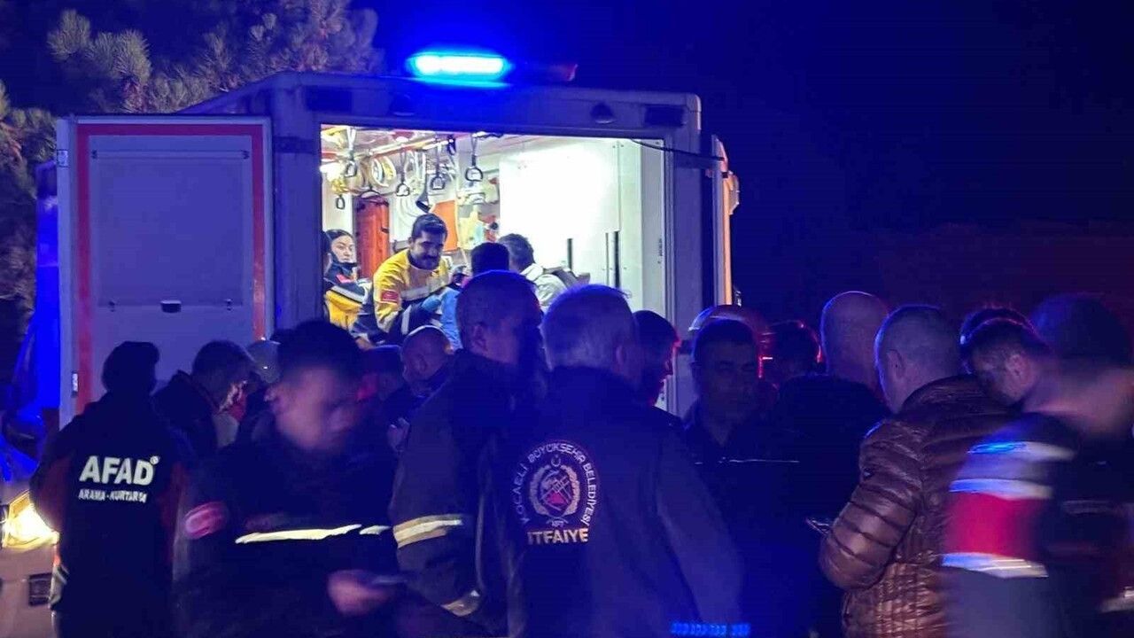 Kefken Açıklarında Yangın: 25 Personel Tahliye Edildi