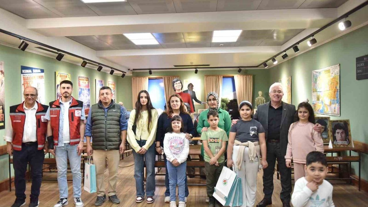 Kepez'de Dünya Çocuk Kitapları Haftası Coşkusu