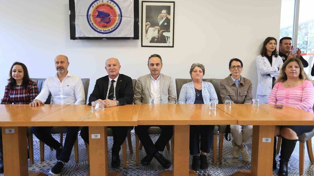 Kepez'de Kuşaklar Arası Dayanışma Buluşması