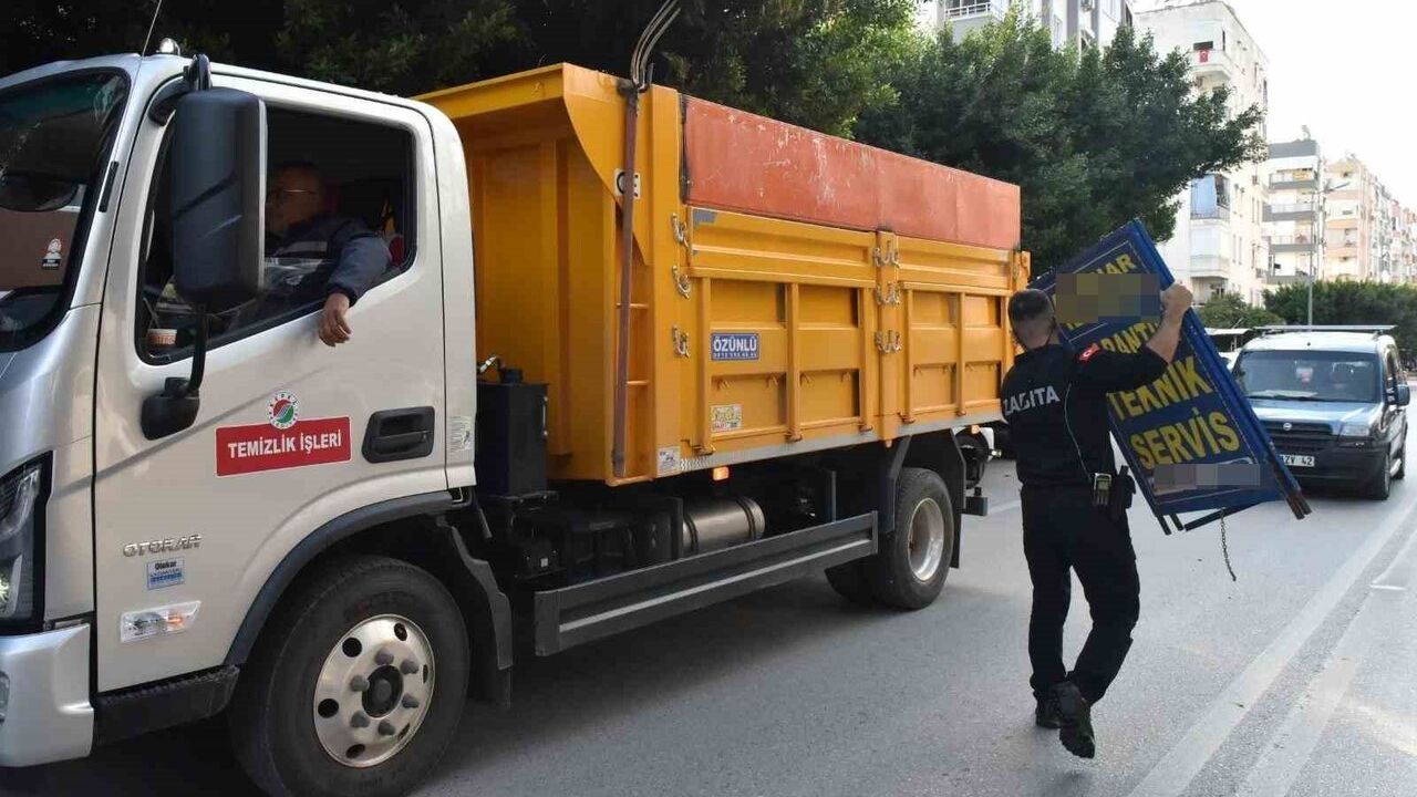 Kepez'de Yol ve Kaldırım İşgallerine Son