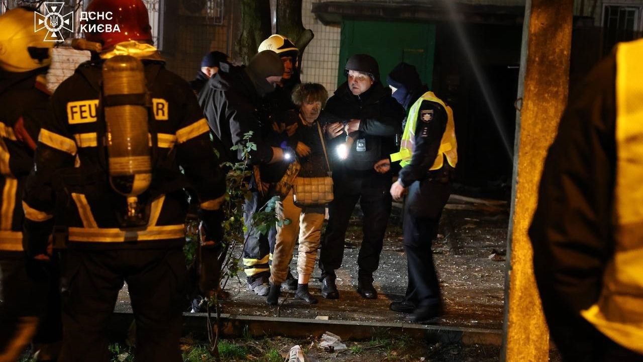 Kiev'e Yoğun Saldırı: 3 Ölü, 26 Yaralı