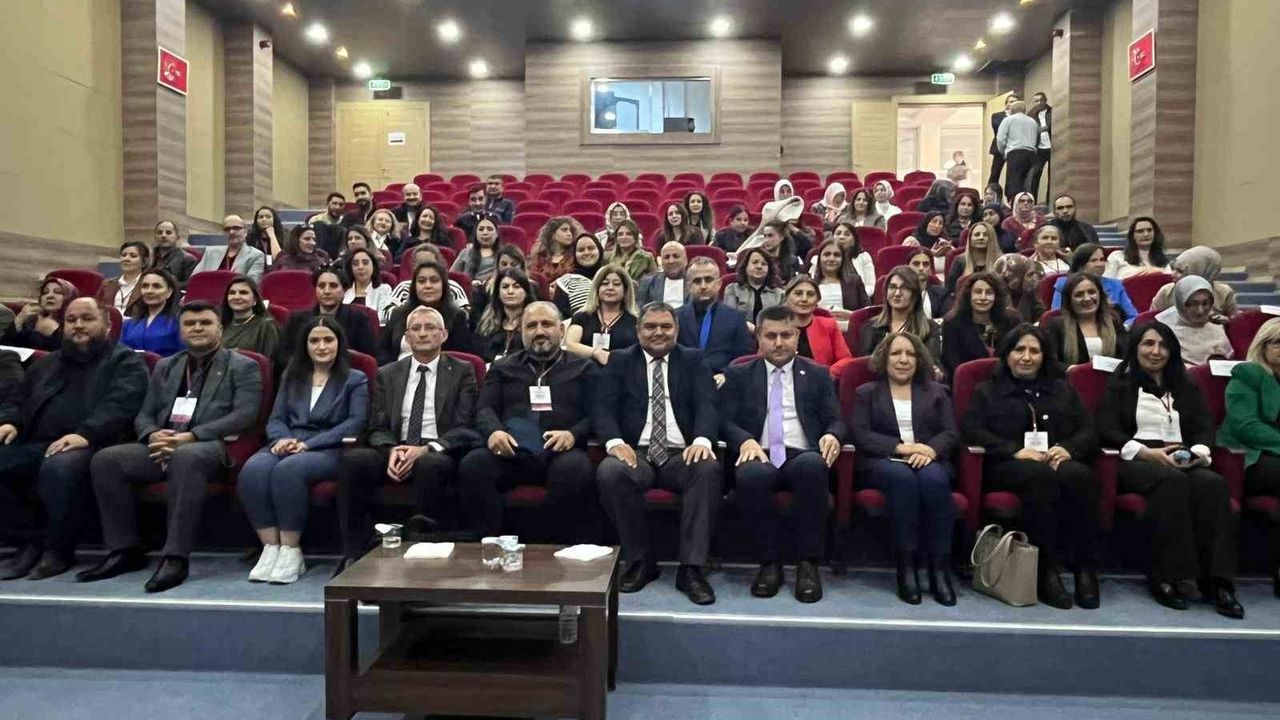 Kırşehir'de Kadına Şiddet İçin Çalıştay Düzenlendi