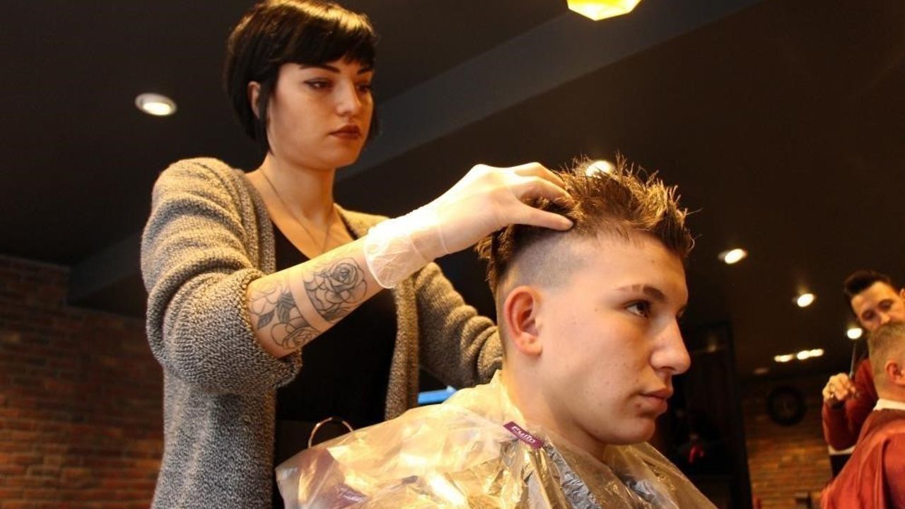 Kış Aylarında Saç Dökülmesine Dikkat!