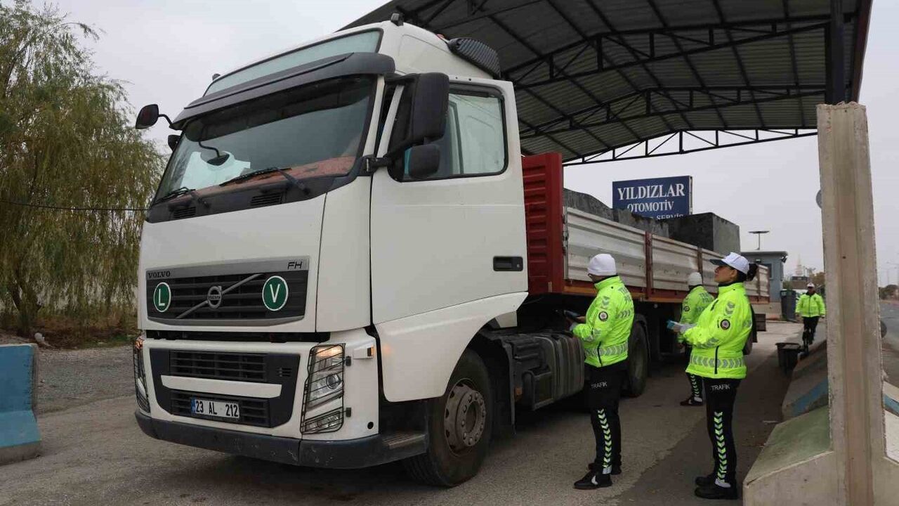 Kış Lastiği Zorunluluğu Denetimleri Başladı