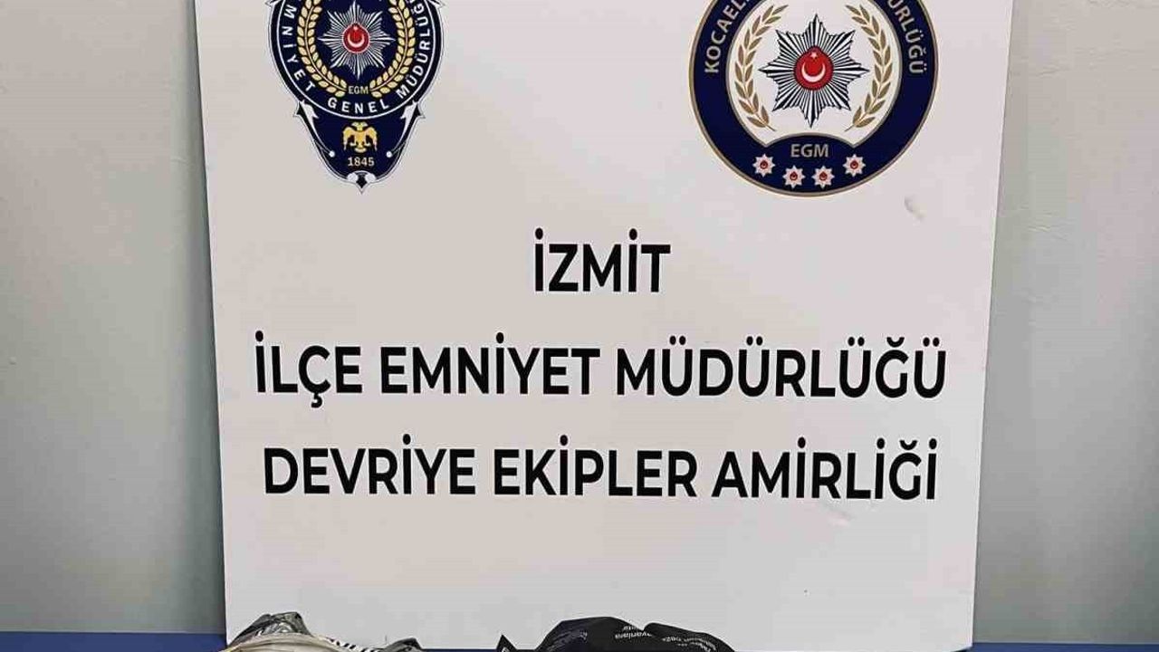 Kocaeli'de Uyuşturucu Operasyonu: 4 Kişi Gözaltına Alındı