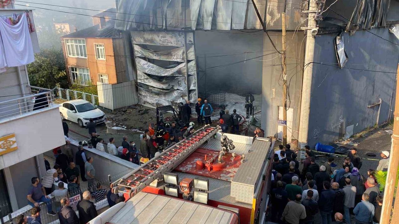 Kocaeli'deki Yangın: 6 Kişi Hayatını Kaybetti