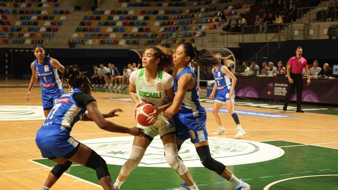 Kocaeli Kadın Basketbol, Dardanel Çanakkale Belediyespor'u Mağlup Etti