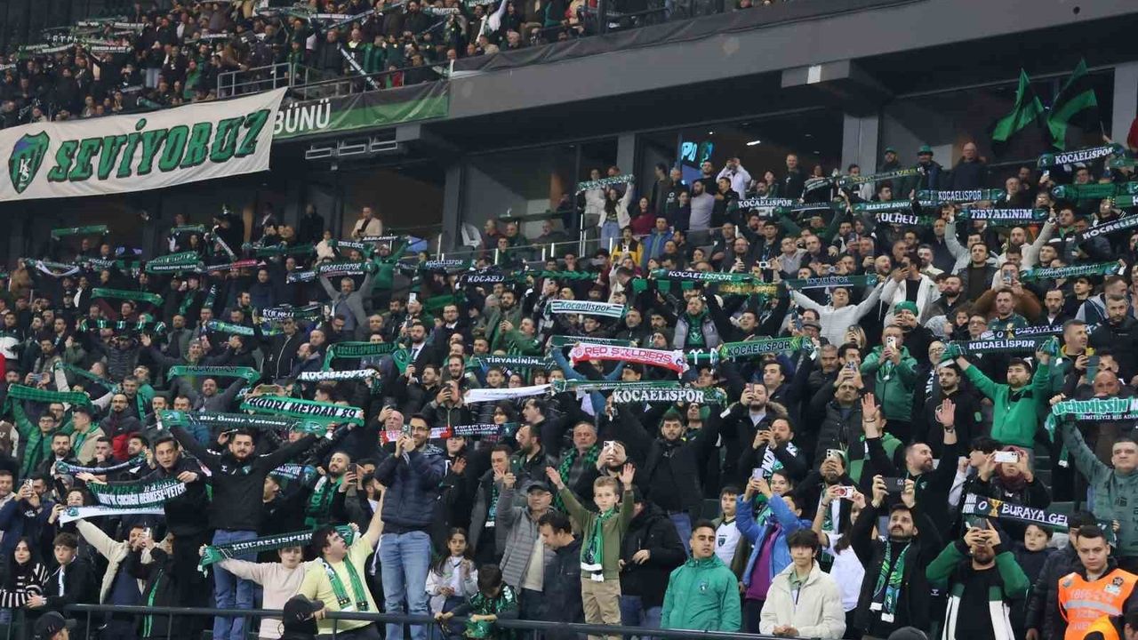 Kocaelispor - Galatasaray Maçında Desibel Rekoru Denenecek