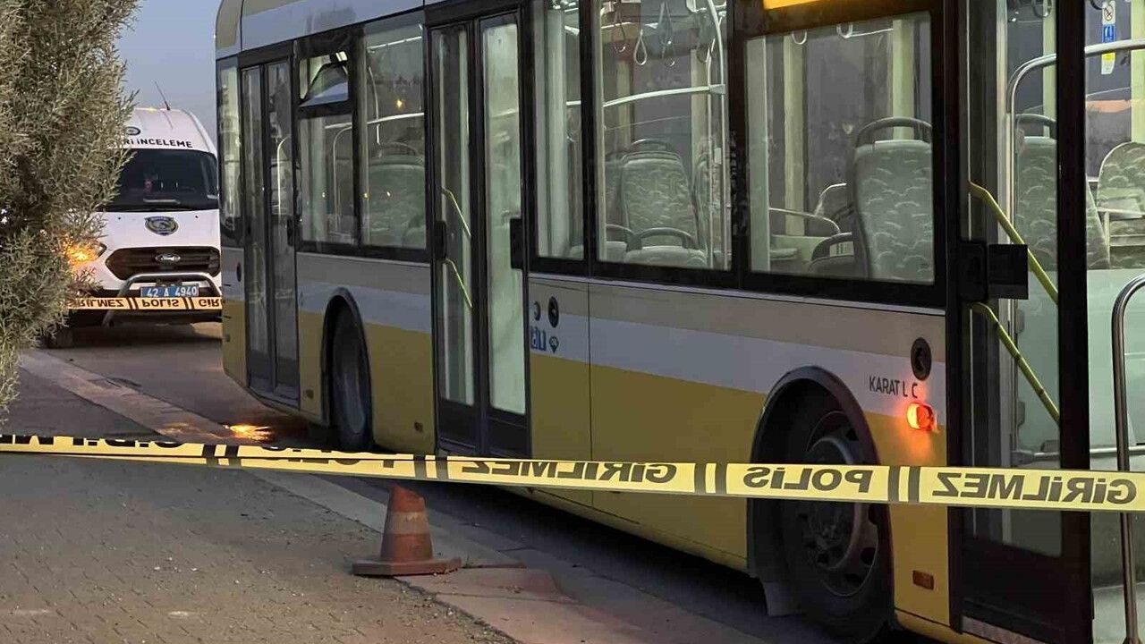 Konya'da Otobüste Kavga: Genç Bıçaklandı