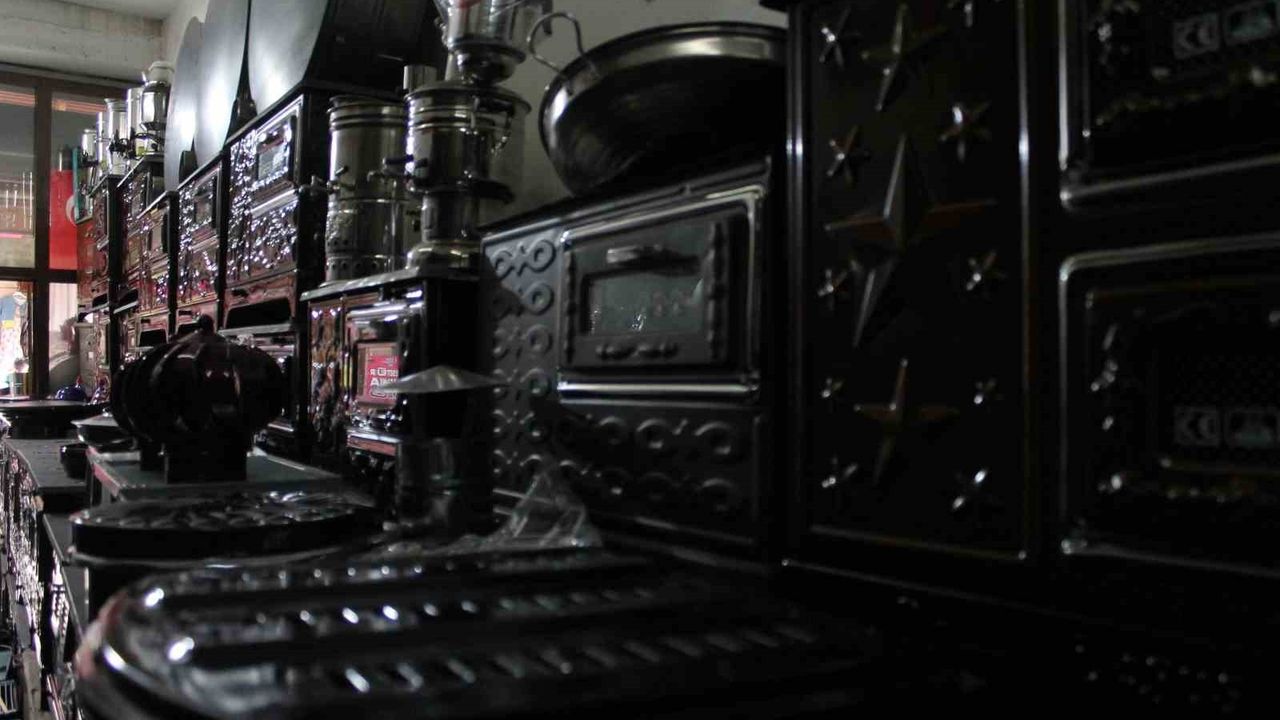 Konya'da Soba Satıcıları Kış Sezonunu Bekliyor