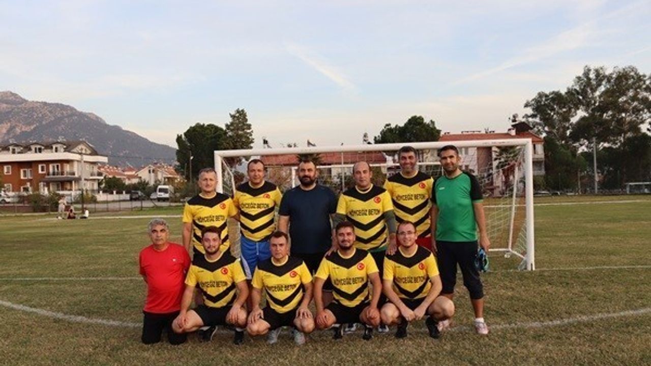 Köyceğiz’de Öğretmenler Günü Futbol Turnuvası Coşkuyla Tamamlandı