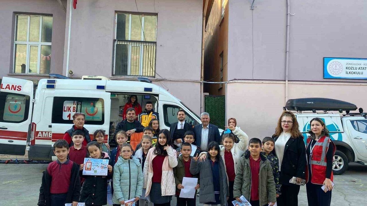 Kozlu'da Minik Öğrenciler Sağlık Elçisi Oluyor