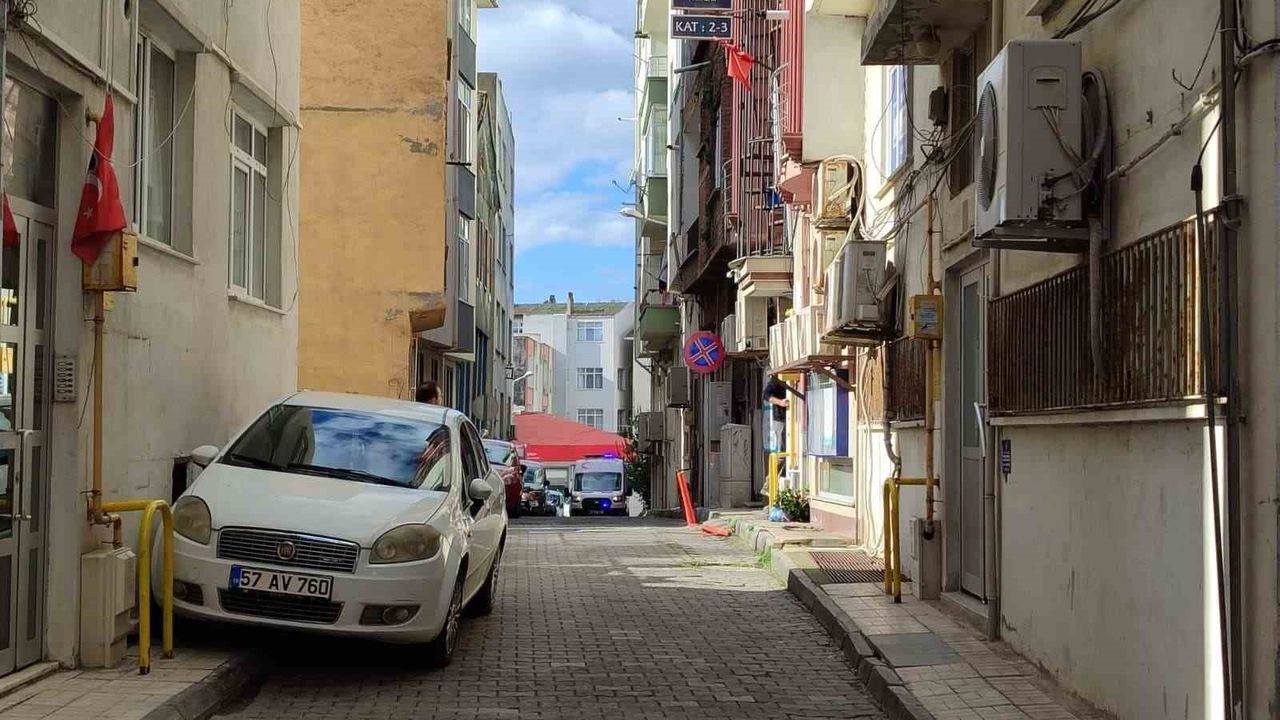 Küçük Çocuk Çamaşır Suyu İçince Hastaneye Kaldırıldı