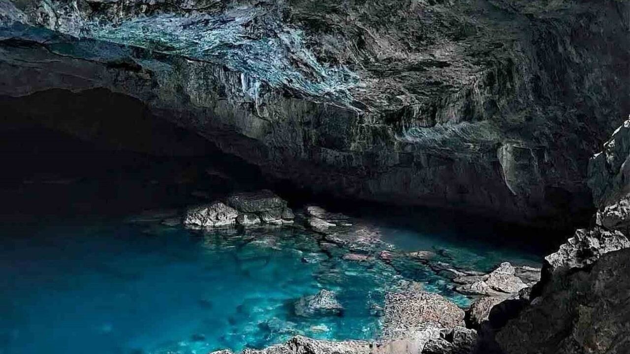 Kuşadası’ndaki Zeus Mağarası: Mitolojinin ve Doğanın Buluştuğu Nokta