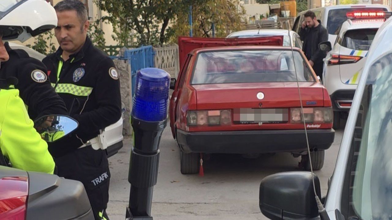 Kütahya'da 'Dur' İhtarına Uymayan Sürücü Kaçtı