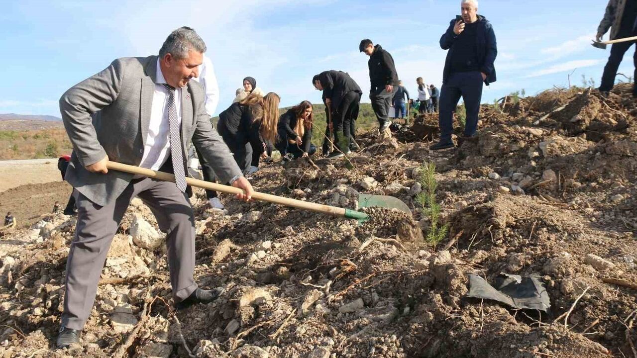 Kütahya'da Fidan Dikimi Etkinliği