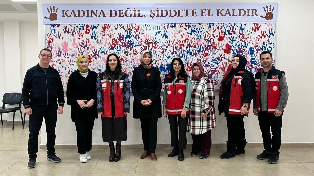 Kütahya'da Kadına Yönelik Şiddetle Mücadele Günü Etkinliği
