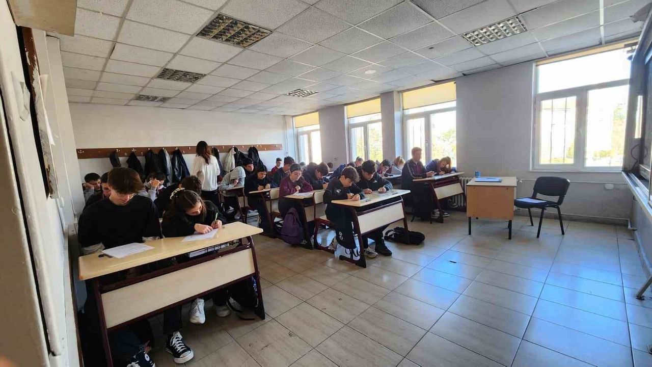 Kütahya'da Ortak Yazılı Sınav Uygulaması