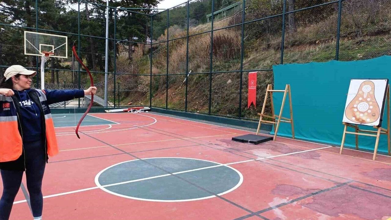 Kütahya Kadın Destek Gönüllüleri Murat Dağı'nda Buluştu