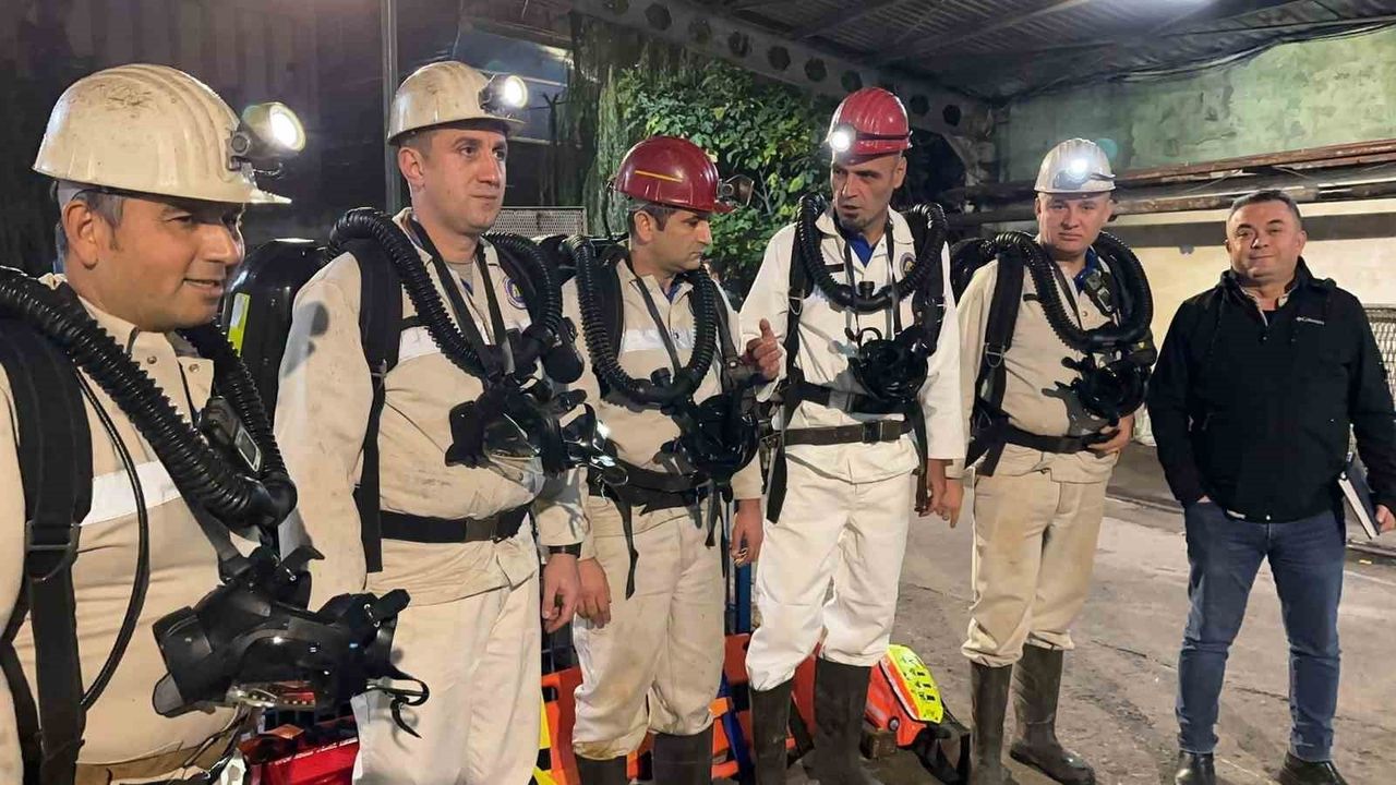 Maden İşçileri Yangın Tatbikatı Gerçekleştirdi