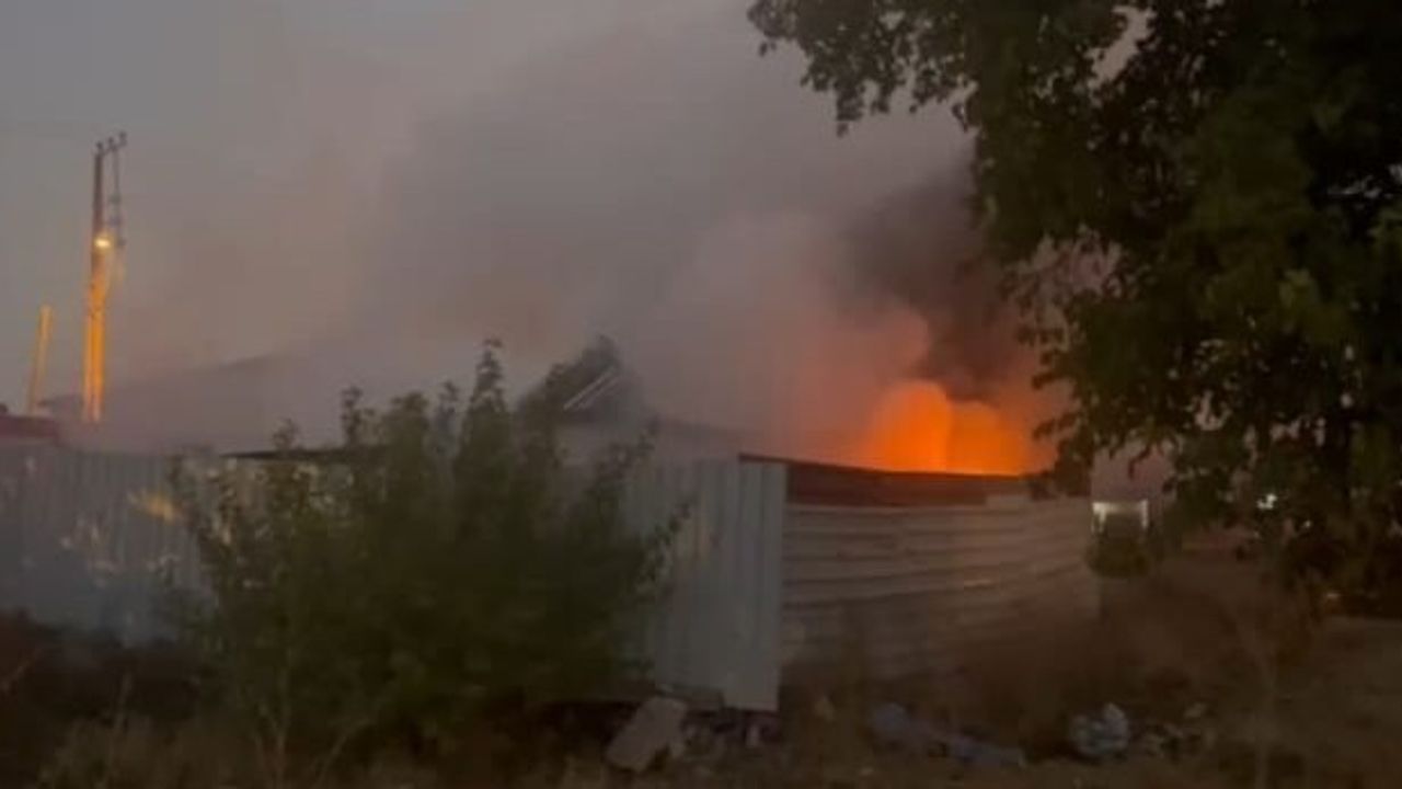 Malatya'da Ev Yangını Kontrol Altına Alındı