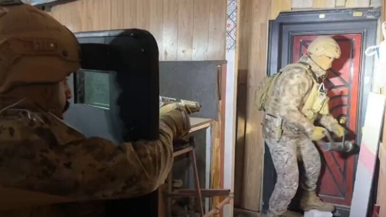 Malatya'da Yağma, Tefecilik ve Kumar Operasyonu: 15 Kişi Tutuklandı