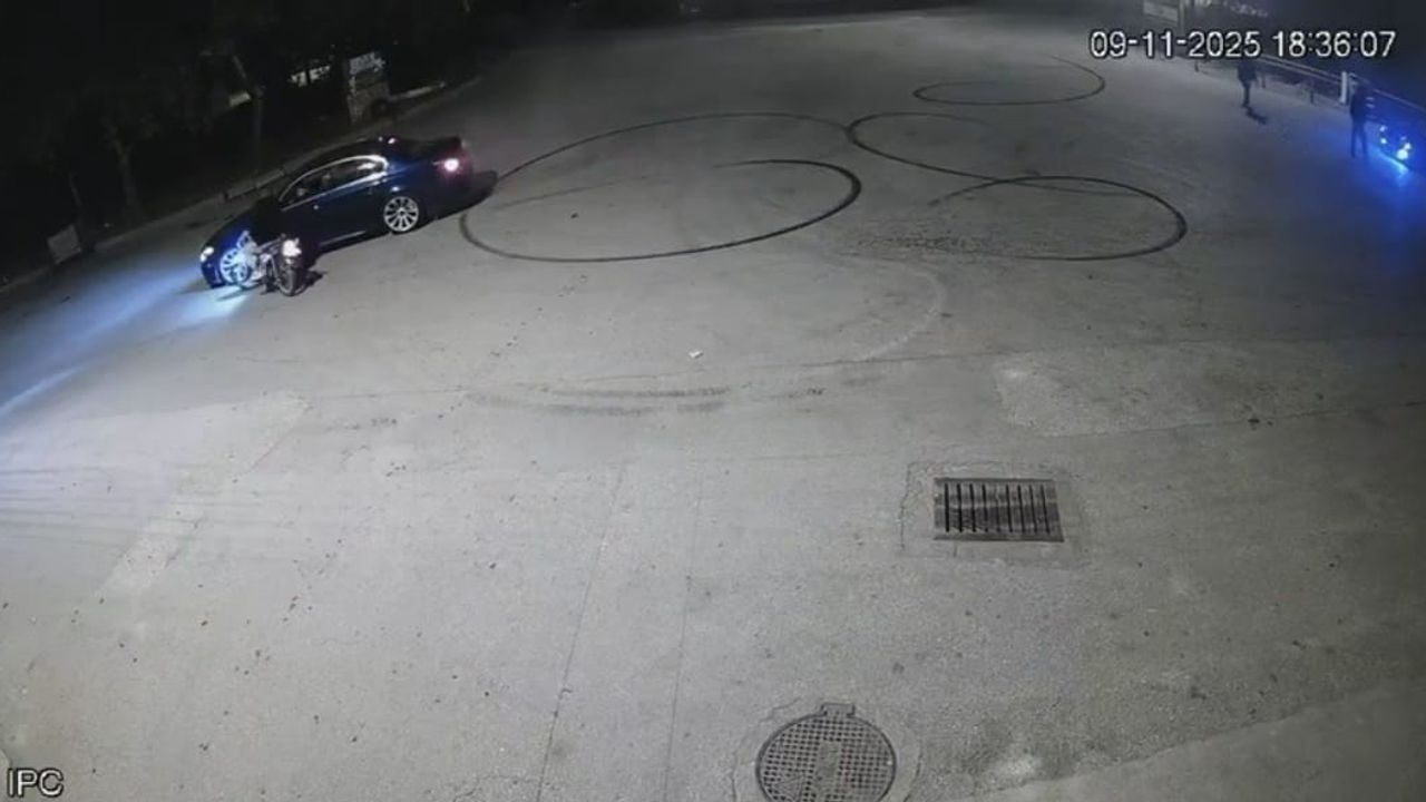 Manavgat'ta Drift Yapan Araçlar Güvenlik Kamerasında