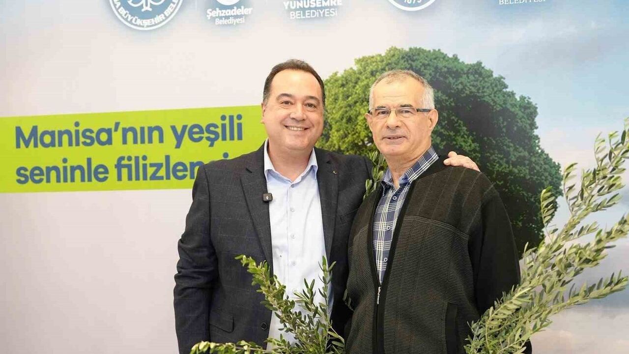 Manisa'da Atık Piller Fideye Dönüşüyor