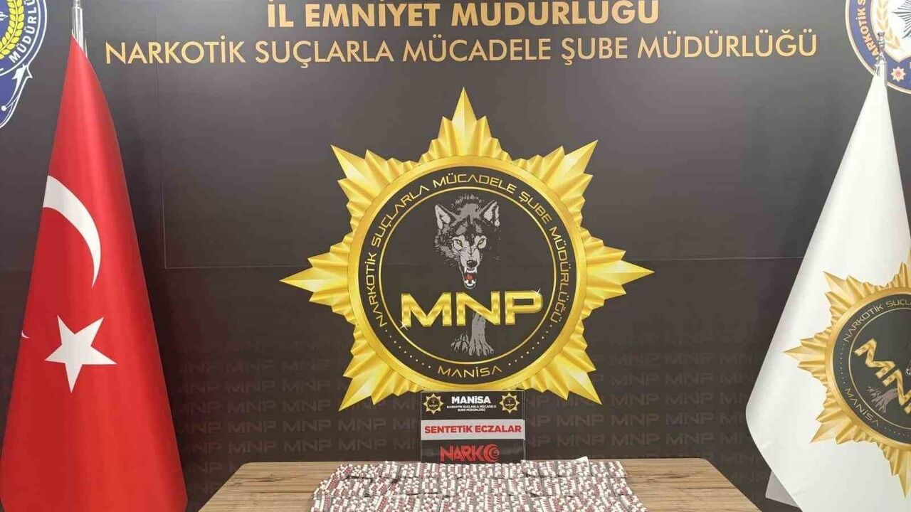 Manisa'da Uyuşturucu Ticareti Operasyonu: 14 Tutuklama