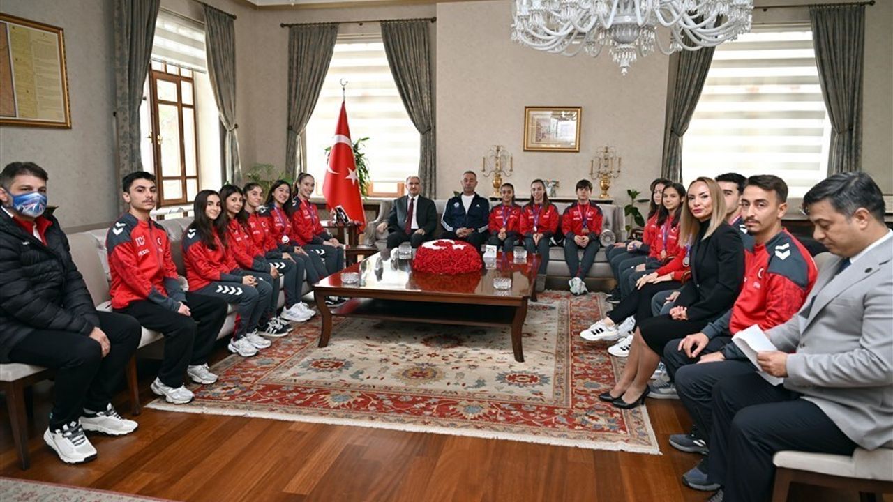 Manisa'nın Gururu: Aerobik Cimnastik Avrupa Şampiyonası Başarıları