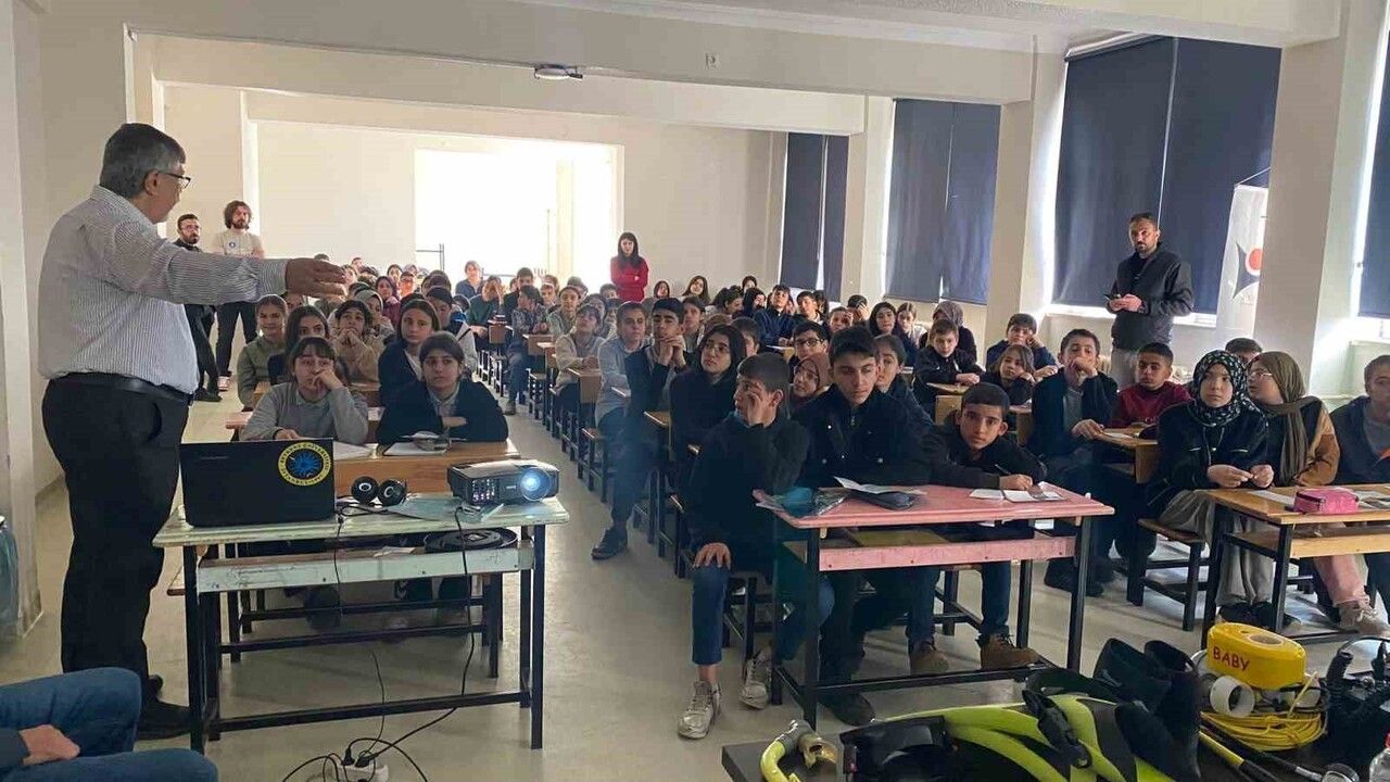 Mavide Bilim Projesi ile Doğu Anadolu'da Sualtı Eğitimi