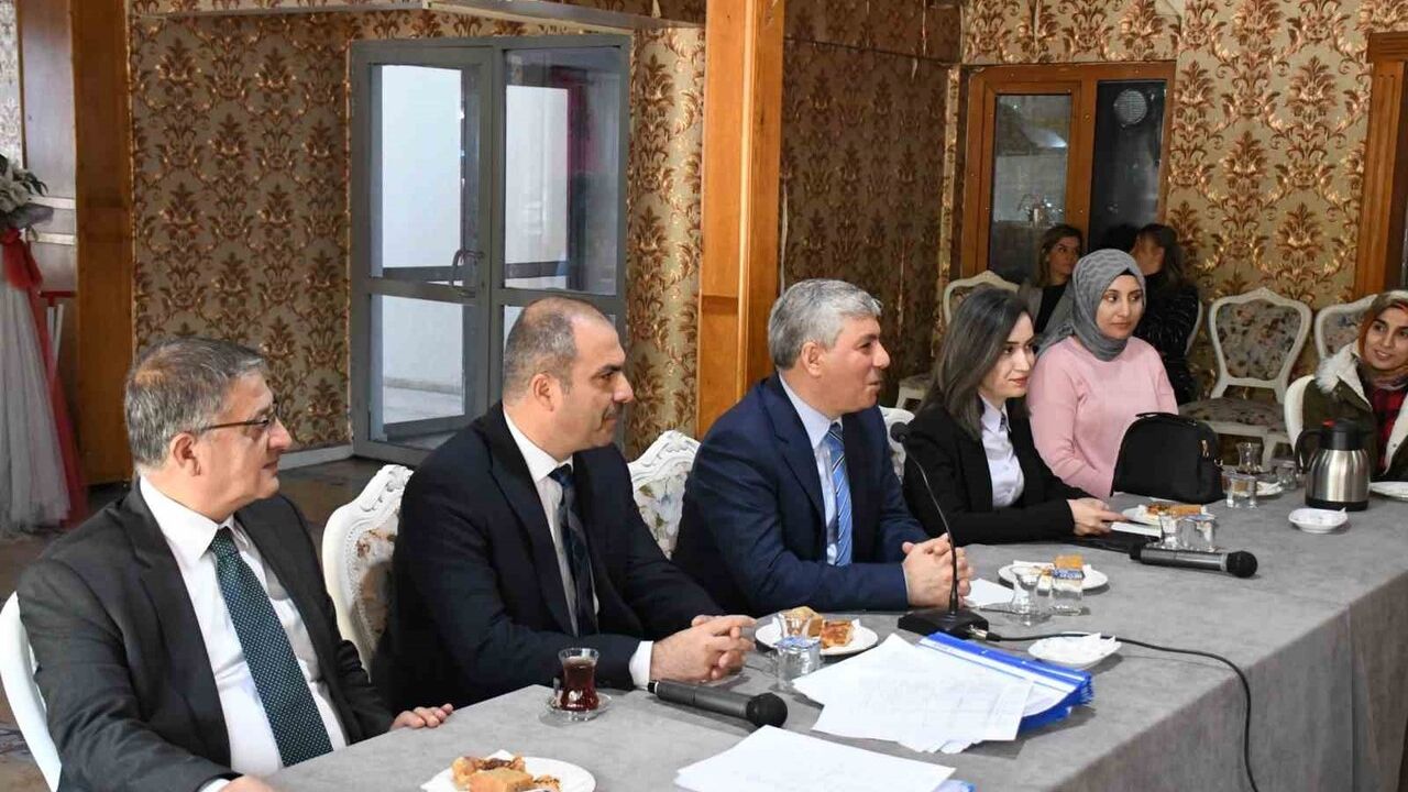 MEB Başmüfettişi Orhan Tunç'tan Eskişehir'deki Eğitim Çalışmalarına Değerlendirme