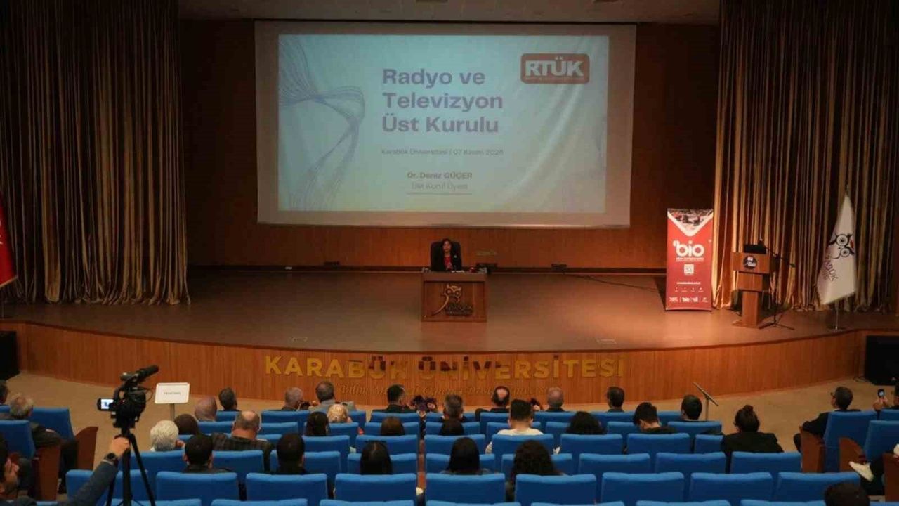 Medya Toplumun Kimliğini Şekillendiriyor