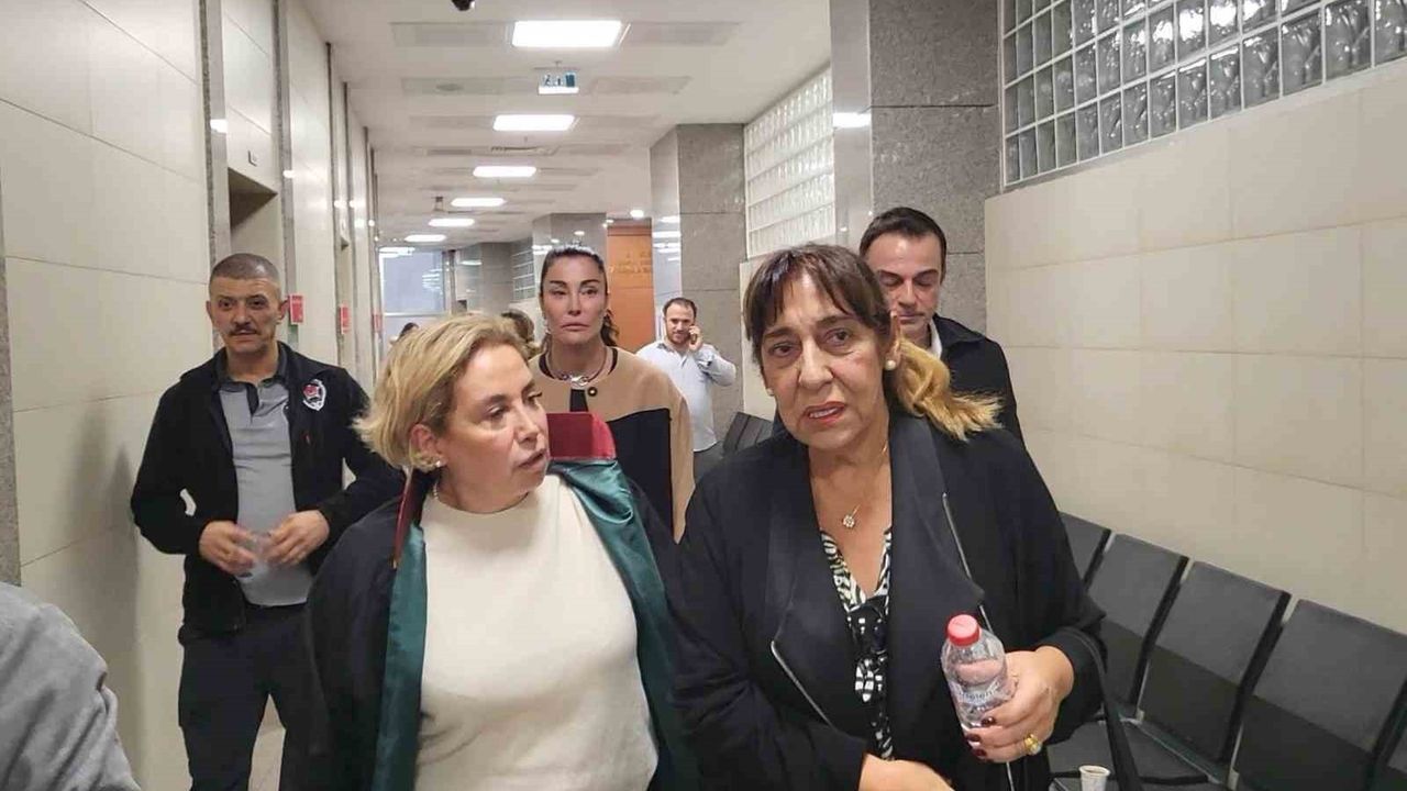 Melek Baykal ve Deniz Akkaya, Boşanma Davasında Tanık Olarak Dinlendi