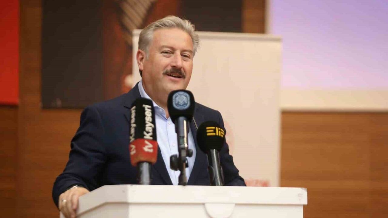 Melikgazi'de Kültürel Zenginlik: Uluslararası Şiir Şöleni