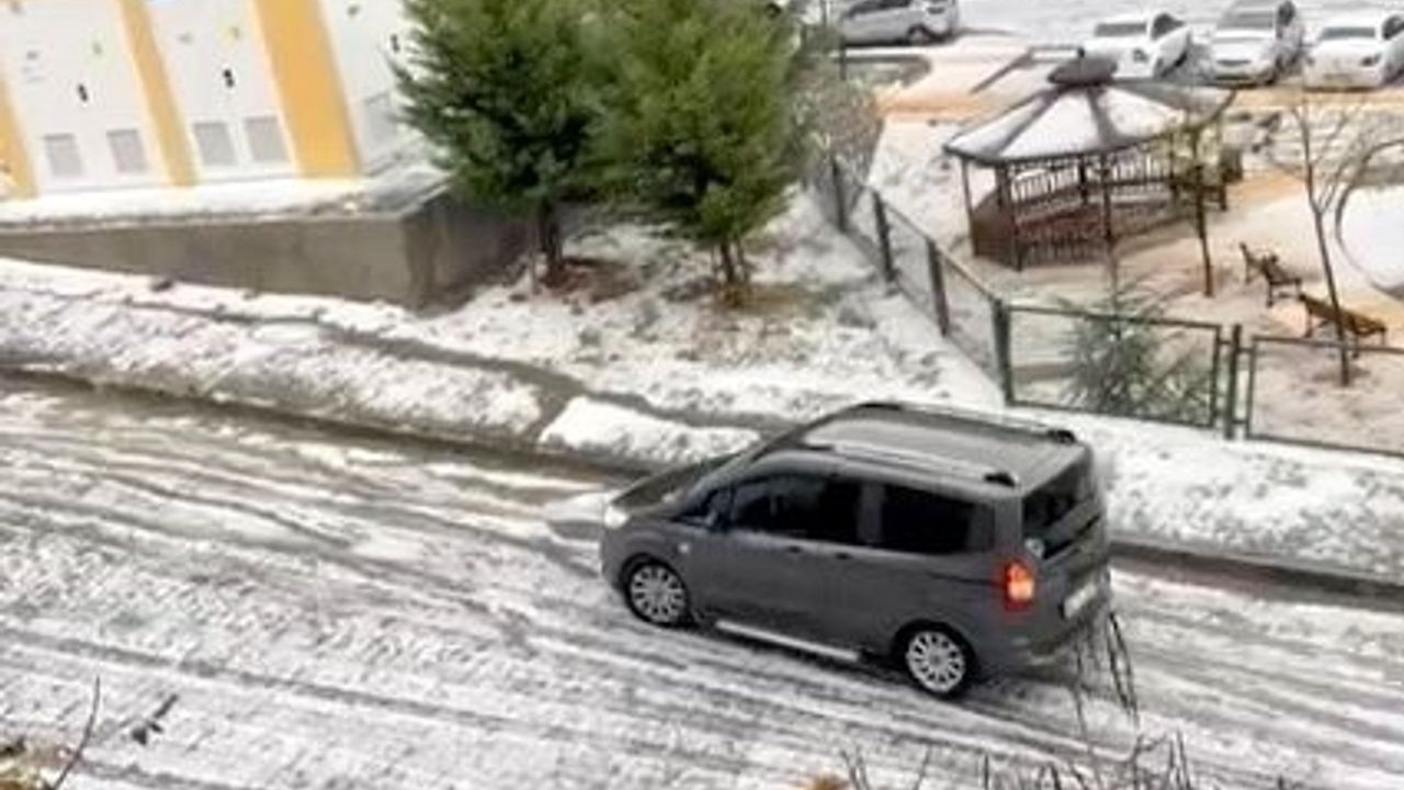 Menteşe'de Şiddetli Yağmur ve Dolu Etkisi