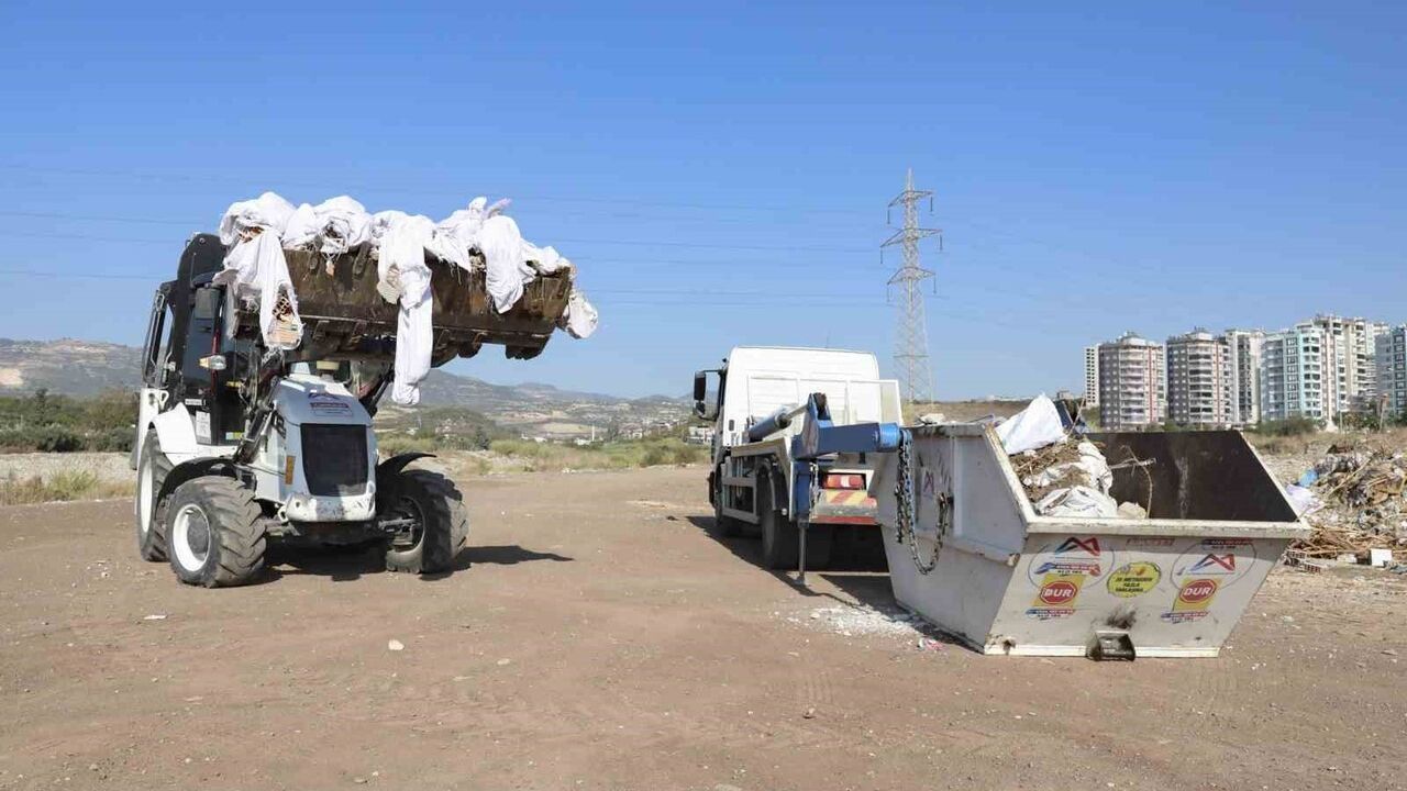 Mersin'de Hafriyat Yönetimi Uydu ile Takip Ediliyor