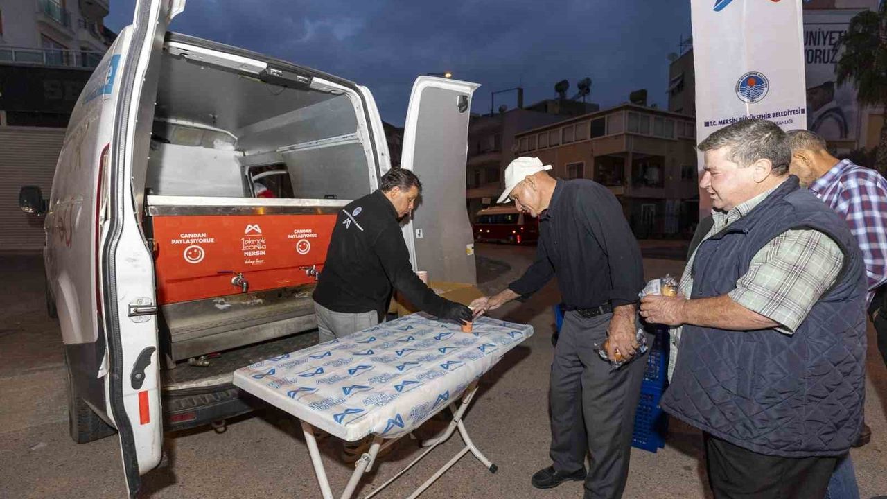 Mersin'in '1 Ekmek 1 Çorba' Projesi Kış Aylarında Yeniden Başladı