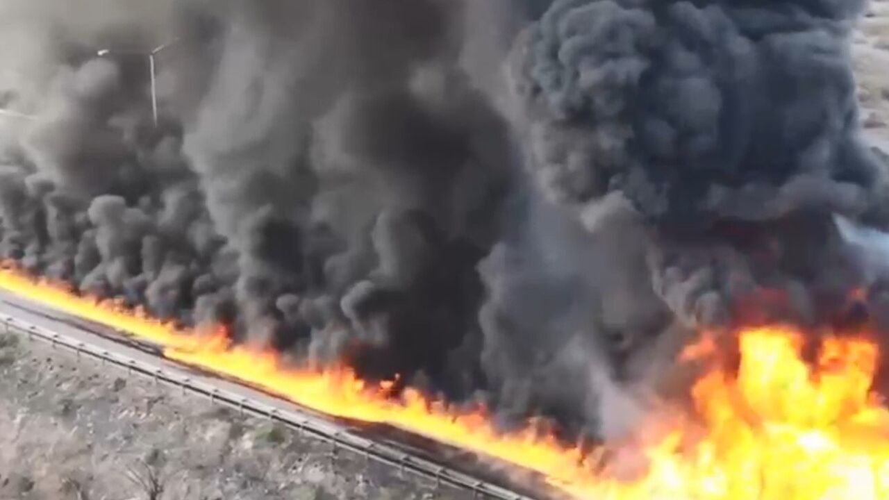 Mersin İtfaiyesi Patlayan Tanker Yangınında Facianın Eşiğinden Döndü