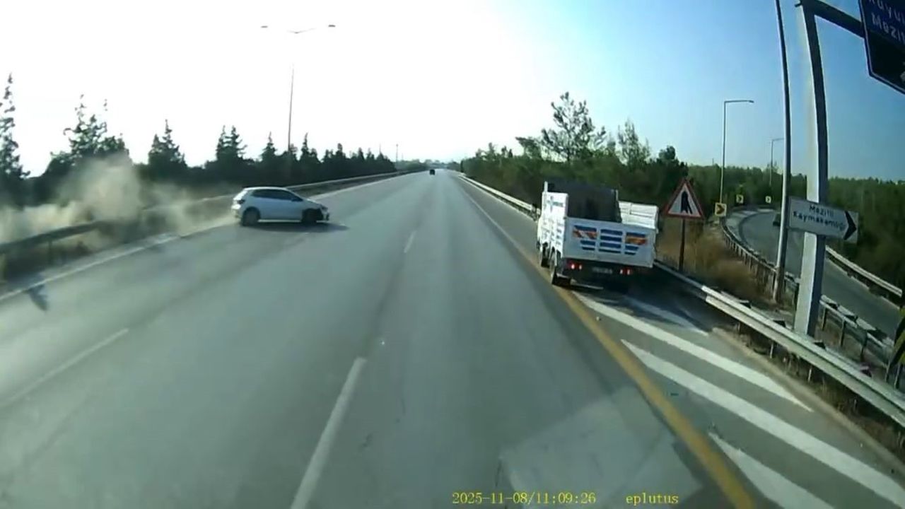 Mersin Otobanda Kazadan Kıl Payı Kurtuluş