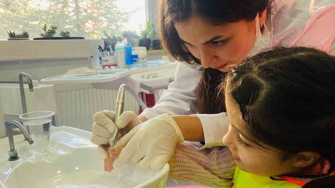 Minikler Diş Hastanesinde Eğitici Geziye Katıldı