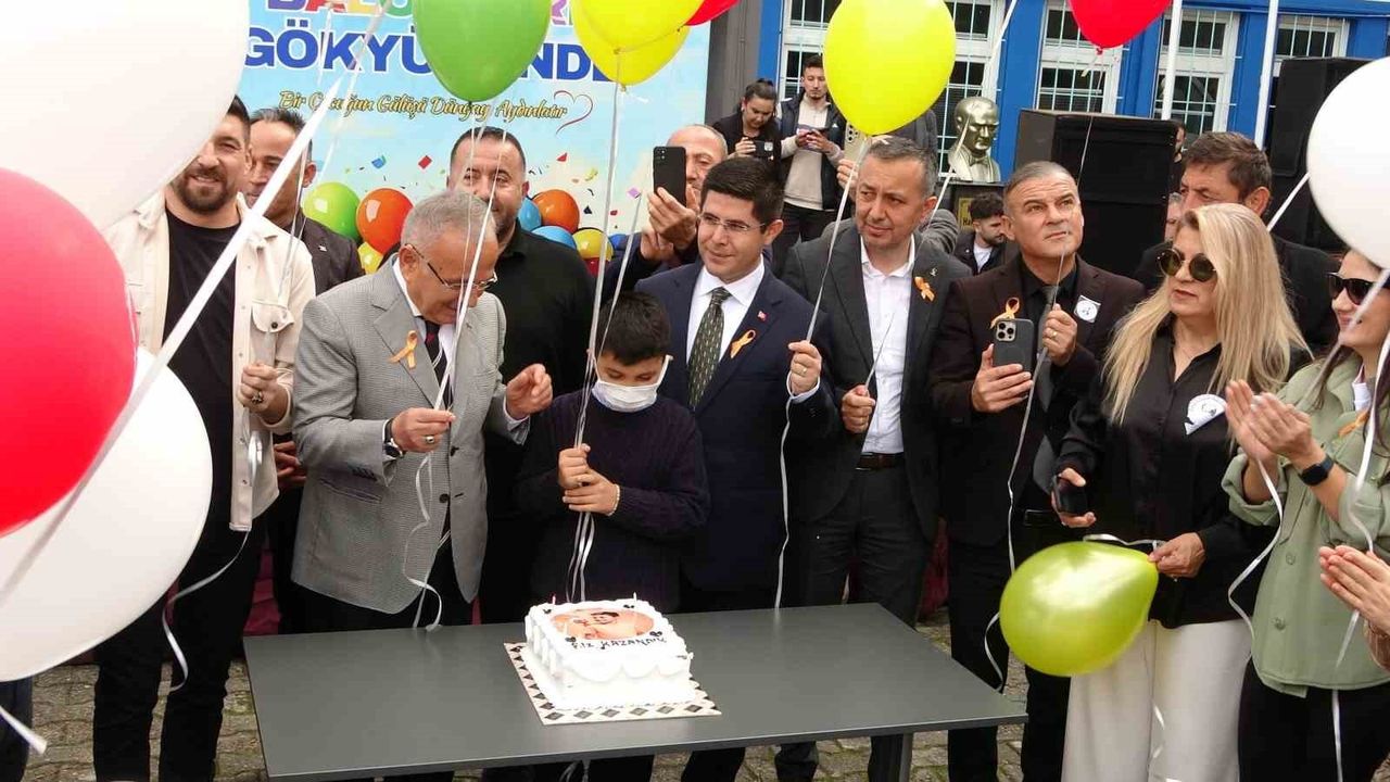Mirza'nın Zaferi: Lösemiyi Yenen Çocuk İçin Balonlar Gökyüzüne Bırakıldı