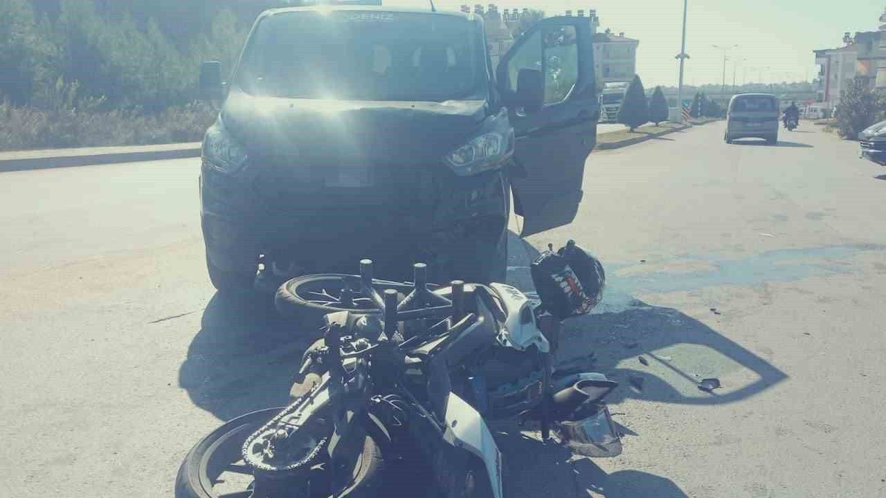 Motosiklet Kazası: Kask Hayat Kurtardı