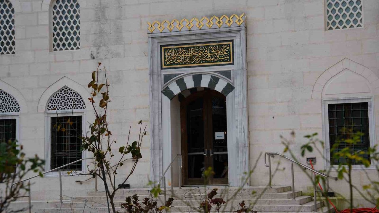 Muazzez Abacı'nın Kızı Aslı Abacı'dan Açıklama