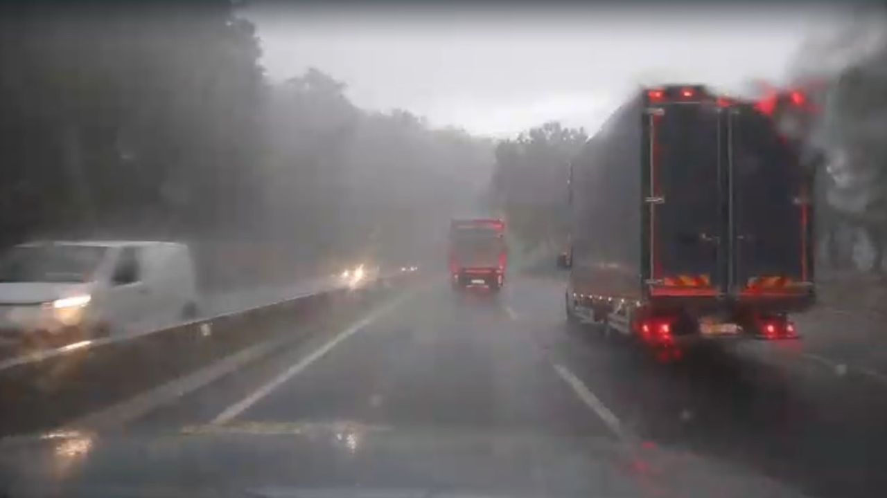 Muğla'da Etkili Sağanak ve Dolu Yağışı