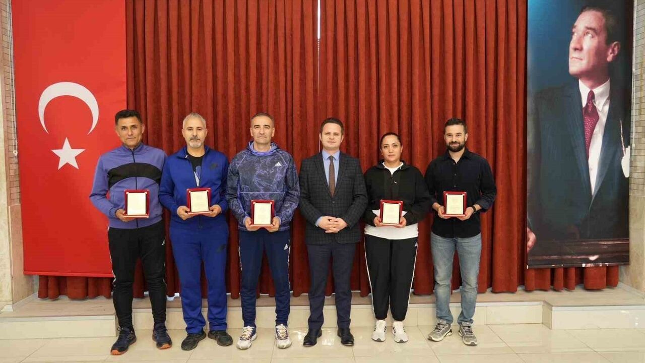 Muğla'da Öğretmenler Arası Spor Turnuvalarının Ödül Töreni Yapıldı