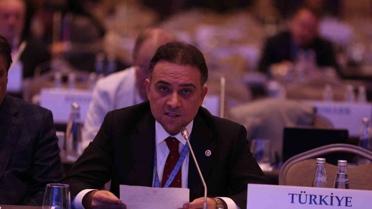 Murat Baybatur'dan Filistin Vurgusu