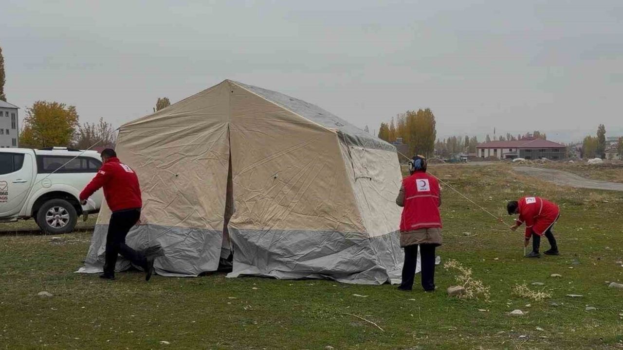 Muş'ta Kızılay'dan Afet Yönetimi Tatbikatı