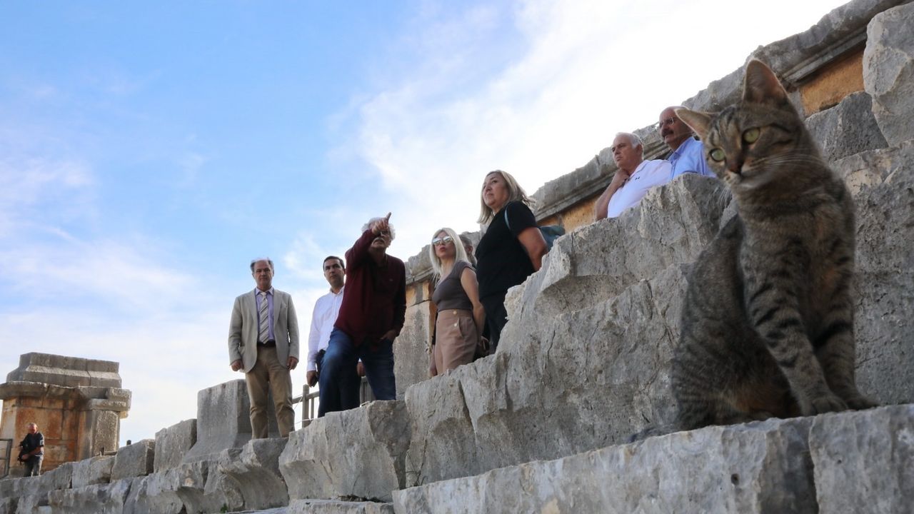 Myra Antik Kenti'nde Gurur Verici Çalışmalar